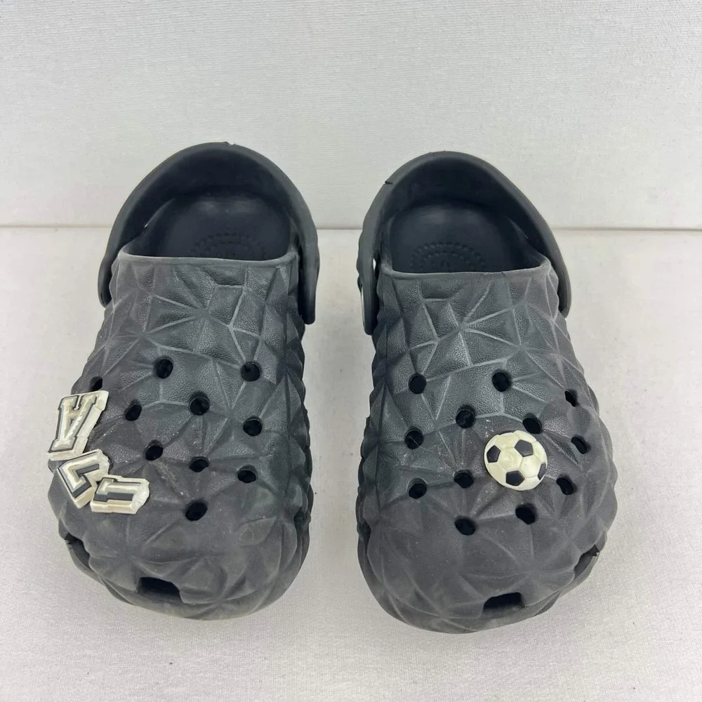 GUC Crocs Classic Geometric Clog Black Slip On Shoes Charms Youth Kids Size C12